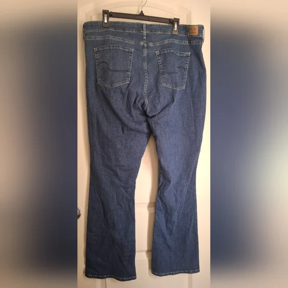 Signature Levi Strauss Mid Rise Bootcut Blue Denim Jeans Sz 35 X 32 Western Rode - Picture 5 of 9